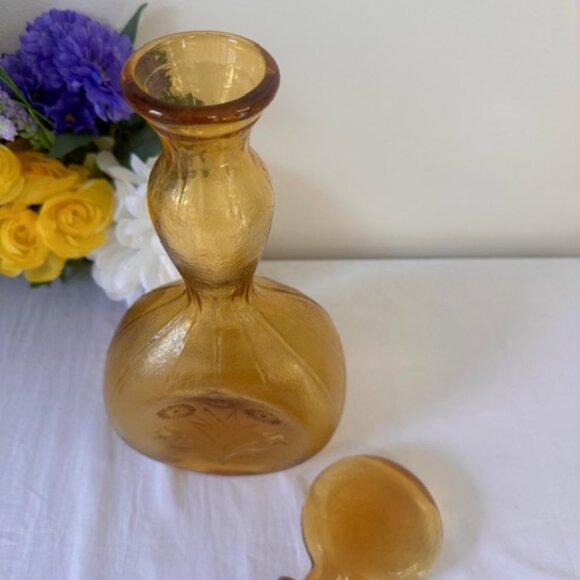 Vintage Amber Glass Floral Decanter with Lollipop Stopper Italian Style Embossed - Picture 5 of 5